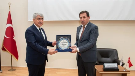 Aym Üyesi Menteş Fakültemizde